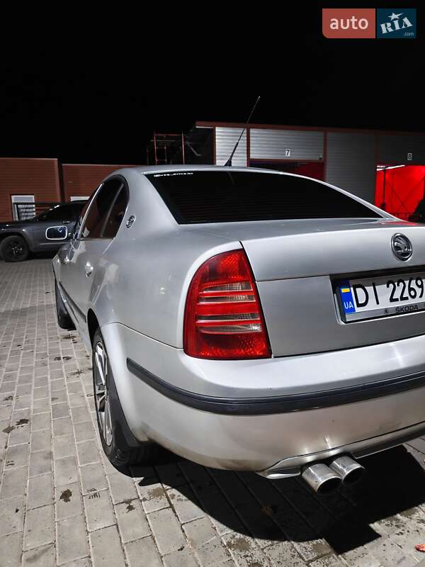 Лифтбек Skoda Superb 2004 в Сумах