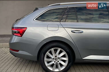 Універсал Skoda Superb 2020 в 