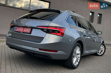 Універсал Skoda Superb 2020 в 