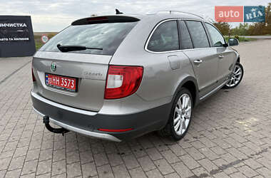 Універсал Skoda Superb 2013 в 