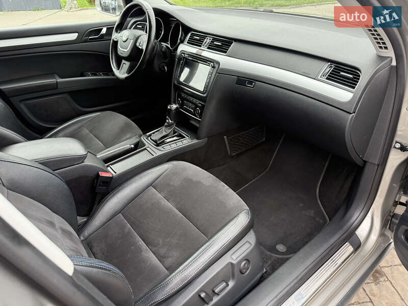 Універсал Skoda Superb 2013 в Львові