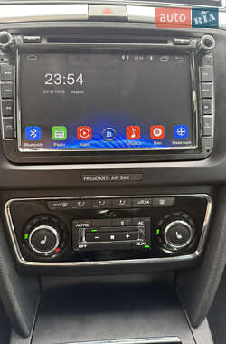 Універсал Skoda Superb 2013 в 