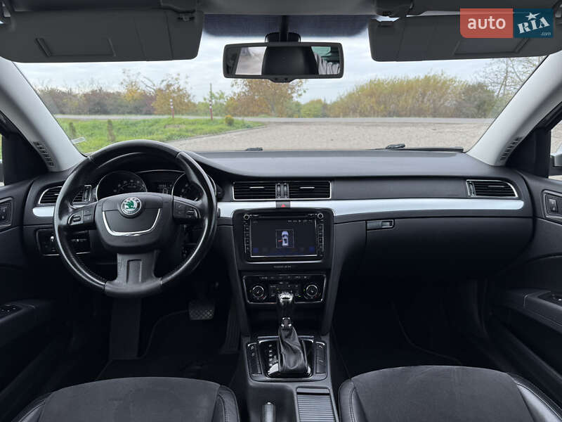 Універсал Skoda Superb 2013 в Львові