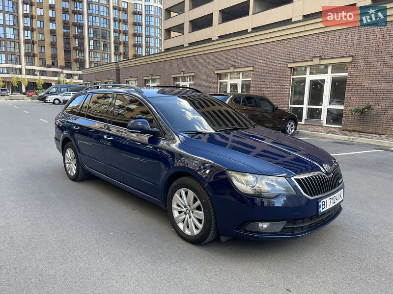 Універсал Skoda Superb 2014 в Києві
