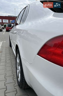 Ліфтбек Skoda Superb 2013 в 