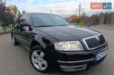 Лифтбек Skoda Superb 2002 в 