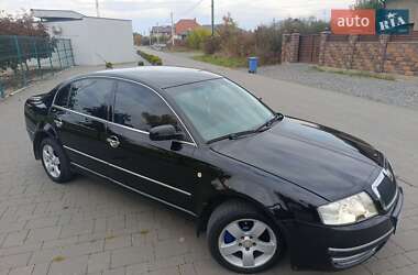 Лифтбек Skoda Superb 2002 в 