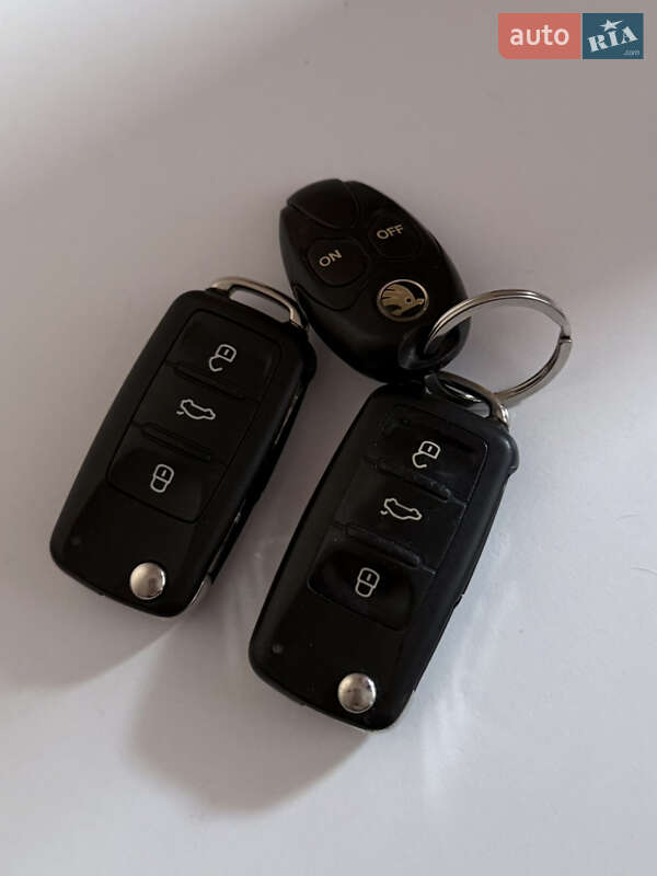 Універсал Skoda Superb 2013 в Ковелі