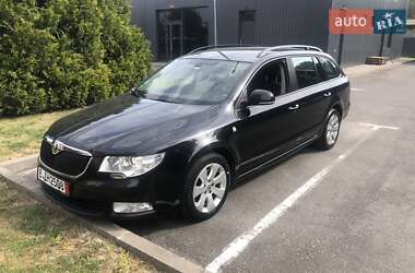 Универсал Skoda Superb 2012 в Каменец-Подольском Универсал Skoda Superb 2012 в Каменец-Подольском