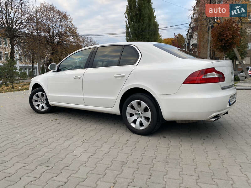 Лифтбек Skoda Superb 2012 в Виннице