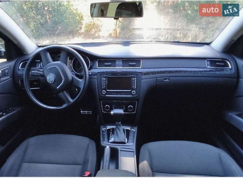 Ліфтбек Skoda Superb 2011 в Одесі