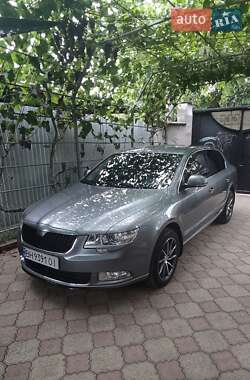 Ліфтбек Skoda Superb 2011 в Одесі