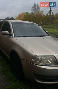 Лифтбек Skoda Superb 2005 в Черновцах