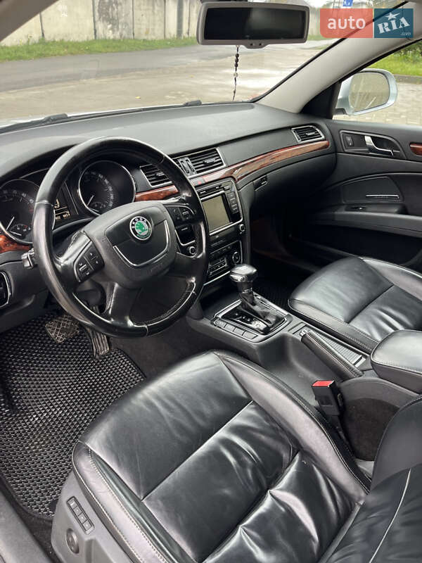 Лифтбек Skoda Superb 2010 в Стрые фото 12 Лифтбек Skoda Superb 2010 в Стрые
