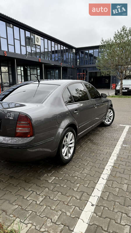 Лифтбек Skoda Superb 2002 в Ровно фото 9 Лифтбек Skoda Superb 2002 в Ровно