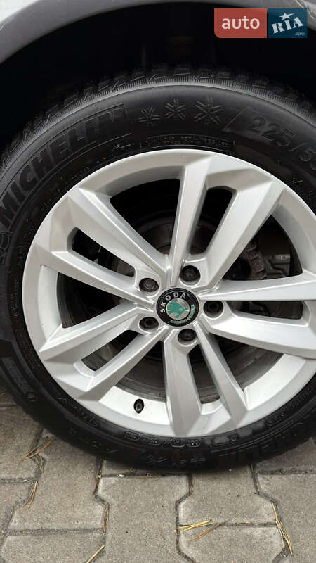 Лифтбек Skoda Superb 2002 в Ровно фото 18 Лифтбек Skoda Superb 2002 в Ровно