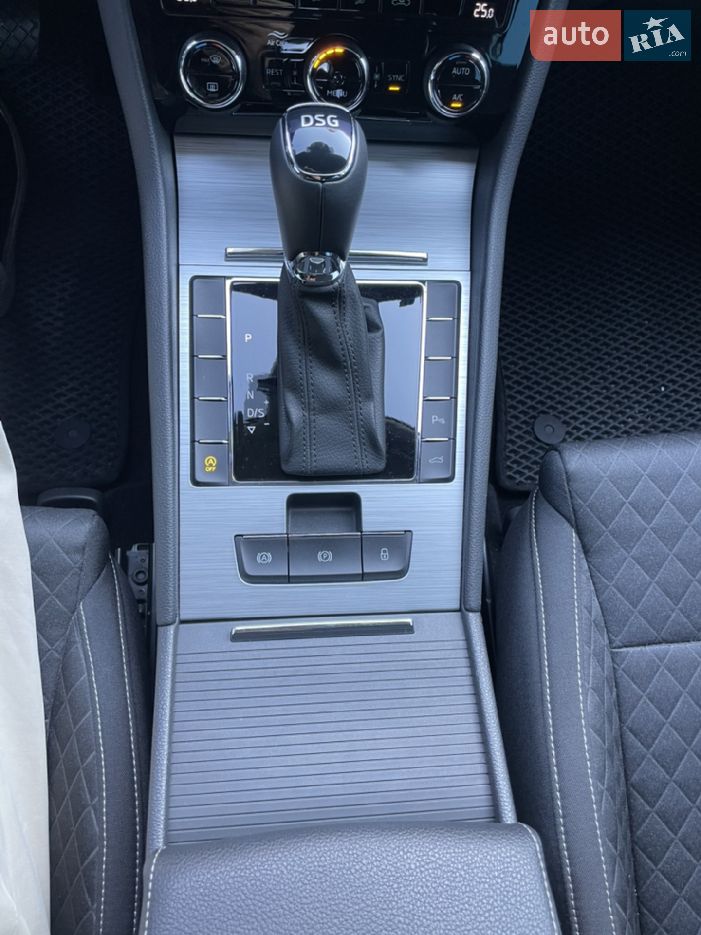 2020 Skoda Superb - мініатюра 17