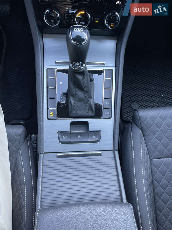 Ліфтбек Skoda Superb 2020 в Одесі