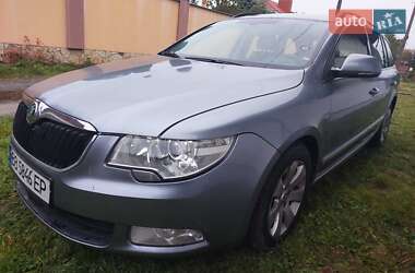 Универсал Skoda Superb 2012 в Ровно