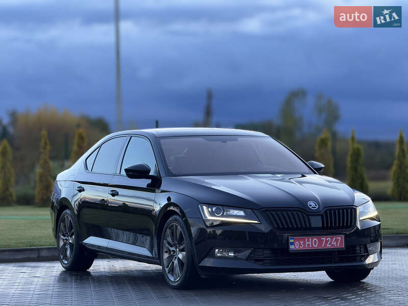 Ліфтбек Skoda Superb 2017 в Луцьку