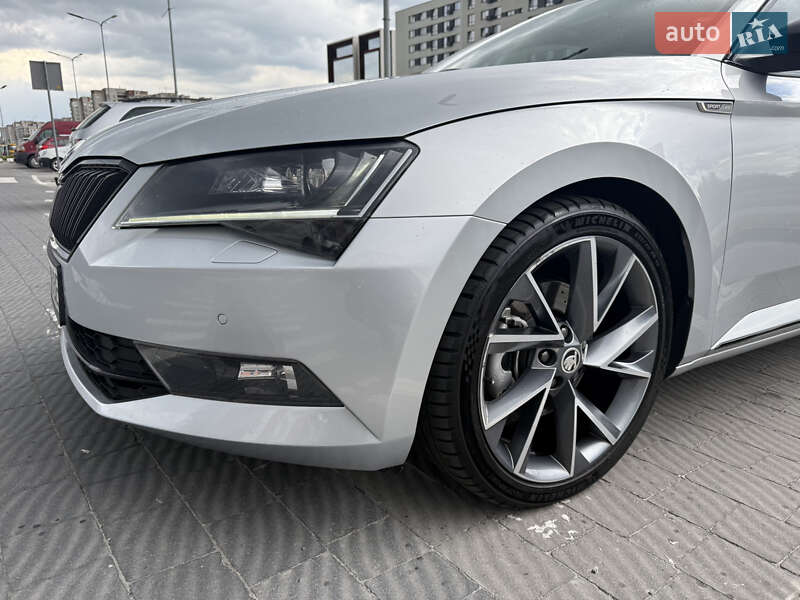 Универсал Skoda Superb 2018 в Львове