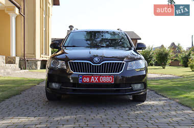 Універсал Skoda Superb 2014 в  фото 5 Універсал Skoda Superb 2014 в