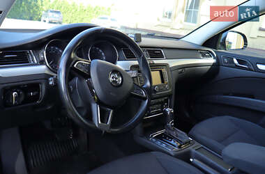 Універсал Skoda Superb 2014 в  фото 78 Універсал Skoda Superb 2014 в