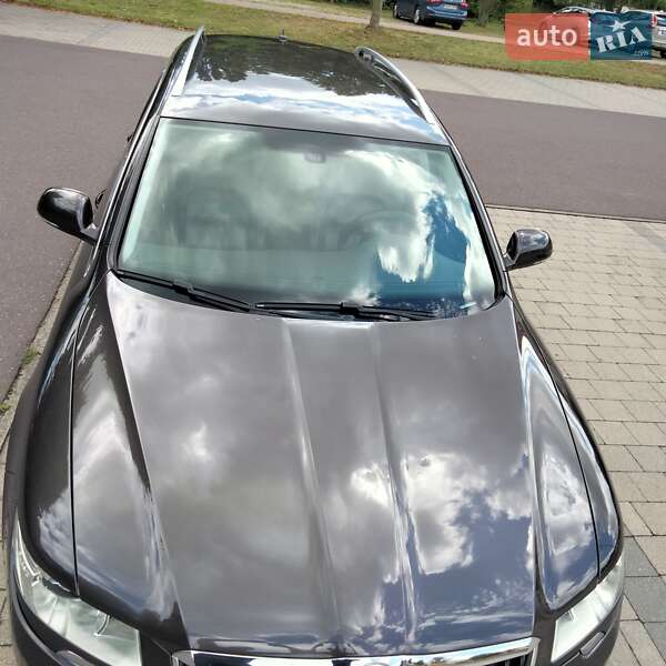 Универсал Skoda Superb 2010 в Хмельницком