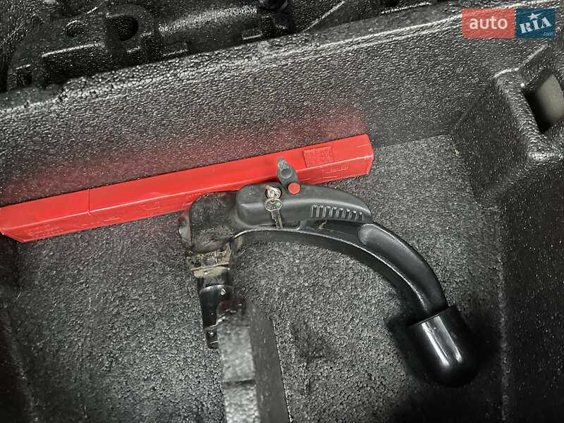 Універсал Skoda Superb 2012 в Рівному