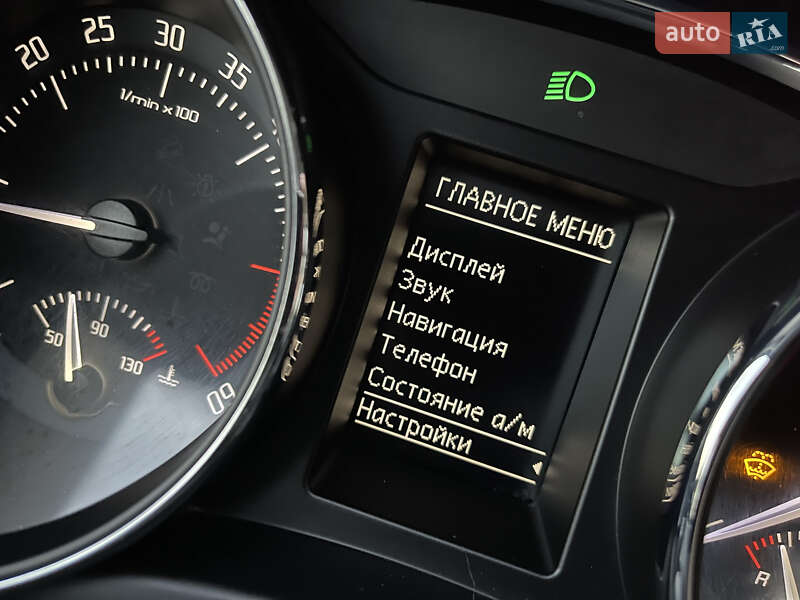 Універсал Skoda Superb 2012 в Рівному