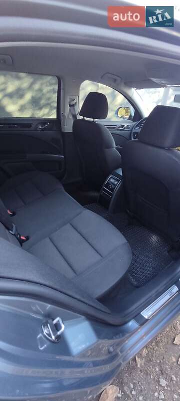 Лифтбек Skoda Superb 2011 в Одессе