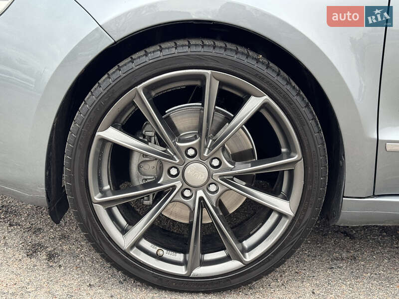 Универсал Skoda Superb 2011 в Белой Церкви