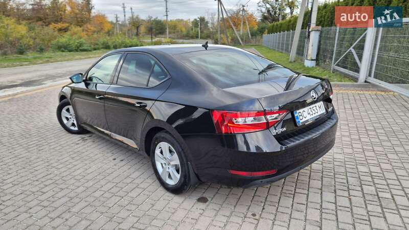 Лифтбек Skoda Superb 2016 в Львове фото 29 Лифтбек Skoda Superb 2016 в Львове