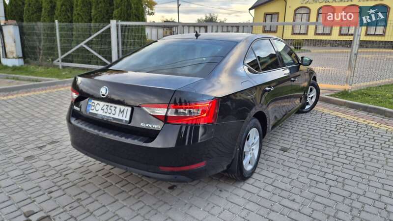 Лифтбек Skoda Superb 2016 в Львове фото 77 Лифтбек Skoda Superb 2016 в Львове
