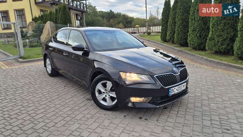 Лифтбек Skoda Superb 2016 в Львове фото 83 Лифтбек Skoda Superb 2016 в Львове