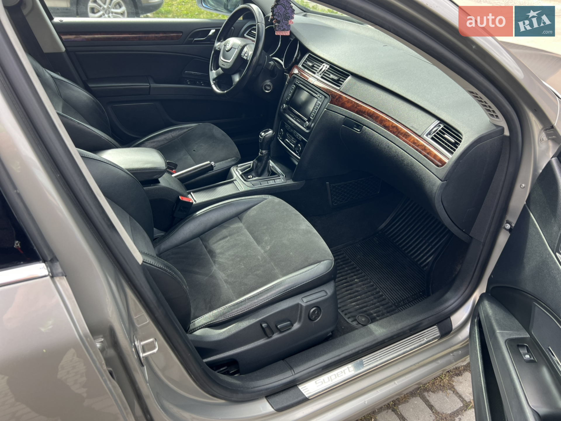 2012 Skoda Superb - мініатюра 20