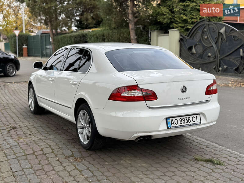 Лифтбек Skoda Superb 2011 в Ужгороде фото 3 Лифтбек Skoda Superb 2011 в Ужгороде