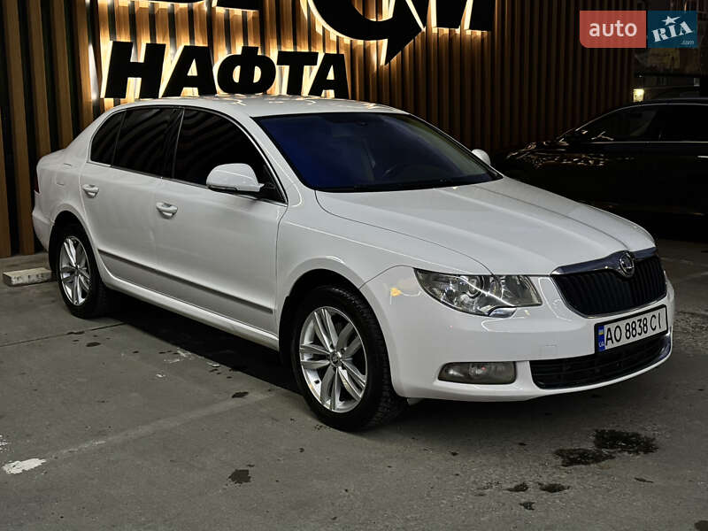 Лифтбек Skoda Superb 2011 в Ужгороде фото 12 Лифтбек Skoda Superb 2011 в Ужгороде