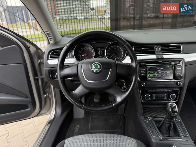 Ліфтбек Skoda Superb 2012 в Києві