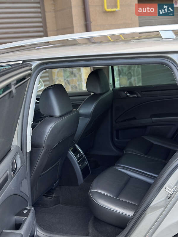 Универсал Skoda Superb 2014 в Надворной фото 22 Универсал Skoda Superb 2014 в Надворной