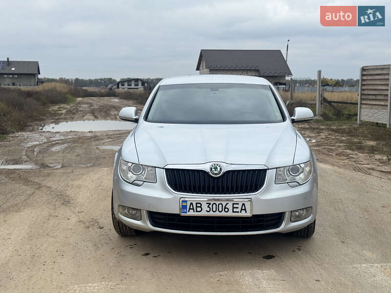 Лифтбек Skoda Superb 2013 в Киеве