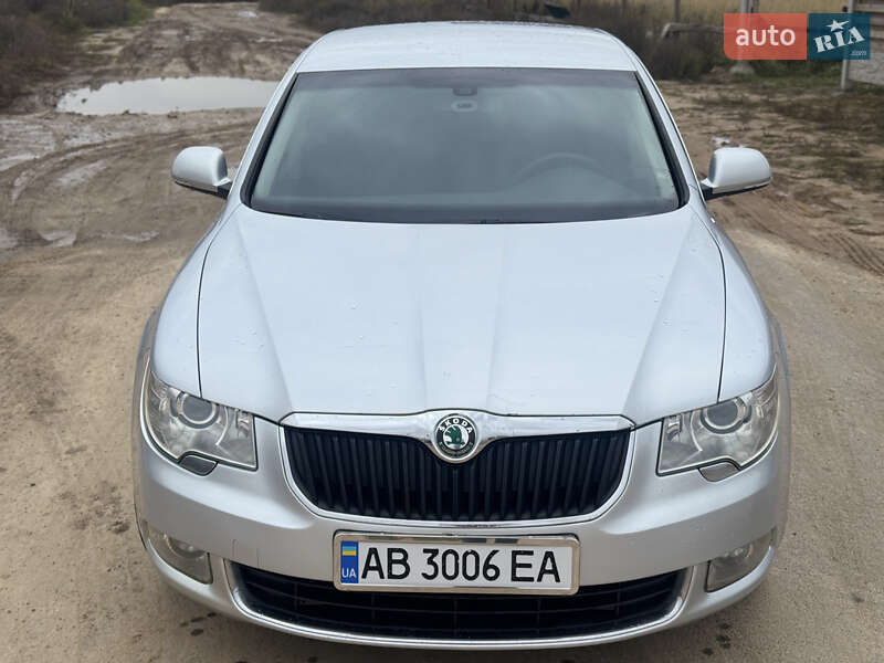 Лифтбек Skoda Superb 2013 в Киеве