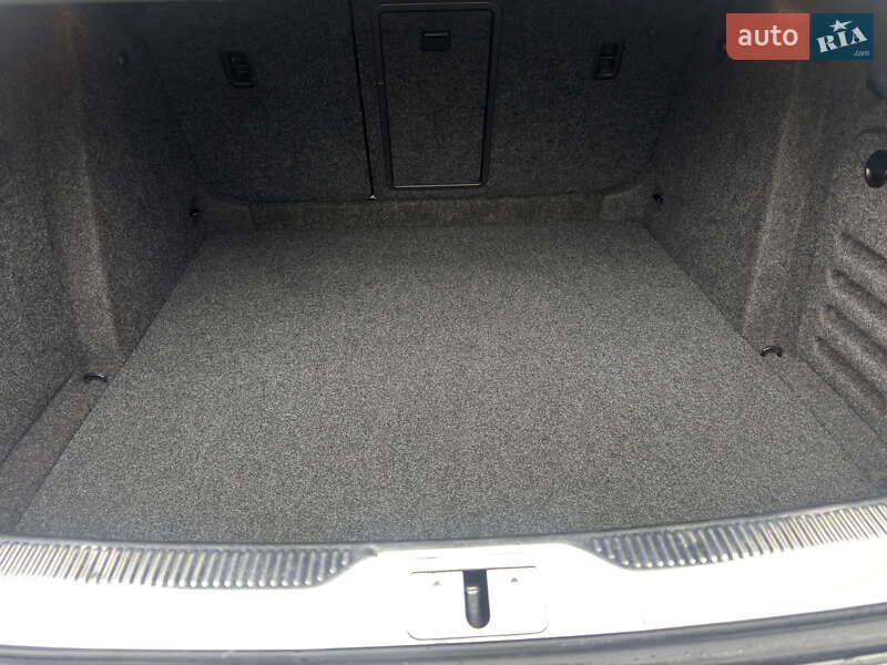 Лифтбек Skoda Superb 2013 в Киеве