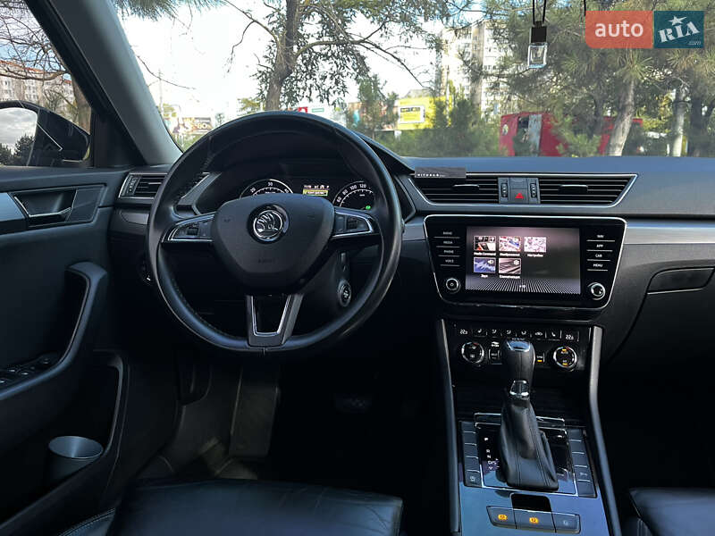 Універсал Skoda Superb 2018 в Одесі фото 34 Універсал Skoda Superb 2018 в Одесі