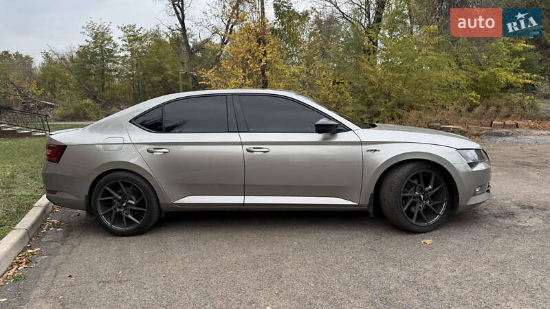 Лифтбек Skoda Superb 2017 в Днепре фото 3 Лифтбек Skoda Superb 2017 в Днепре