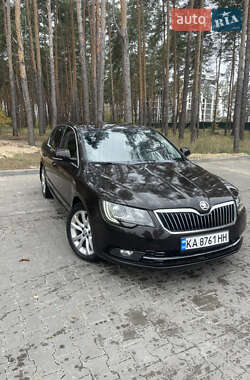Лифтбек Skoda Superb 2014 в Гостомеле