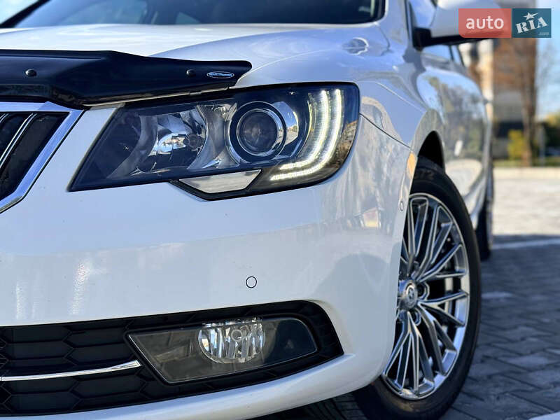 Ліфтбек Skoda Superb 2013 в Кривому Розі