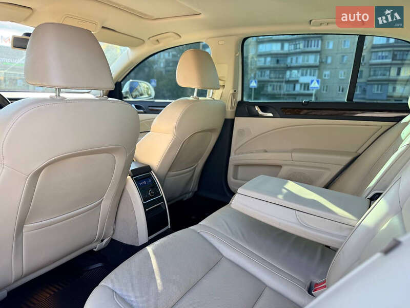 Ліфтбек Skoda Superb 2013 в Кривому Розі
