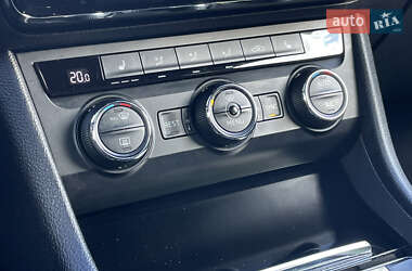 Лифтбек Skoda Superb 2017 в 