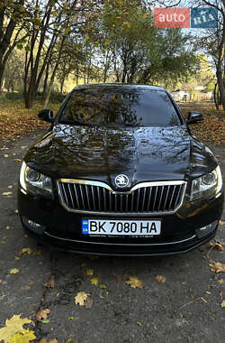 Ліфтбек Skoda Superb 2015 в Рівному